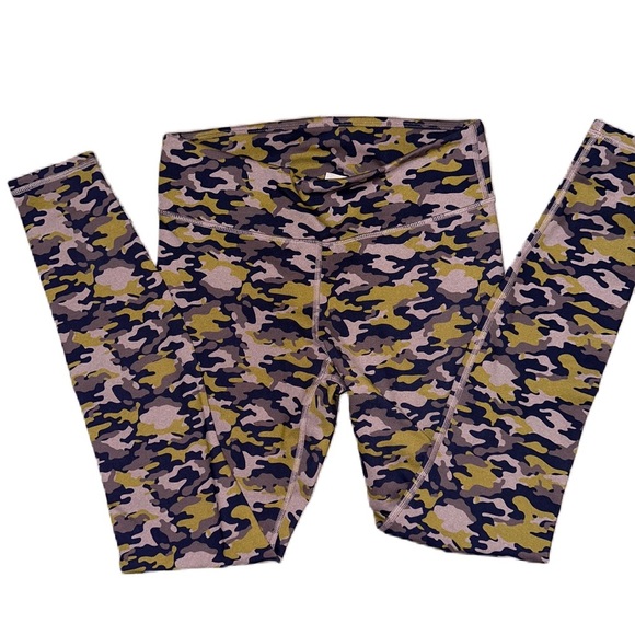 Fabletics Pants - FABLETICS Salar Camo Printed Leggings small